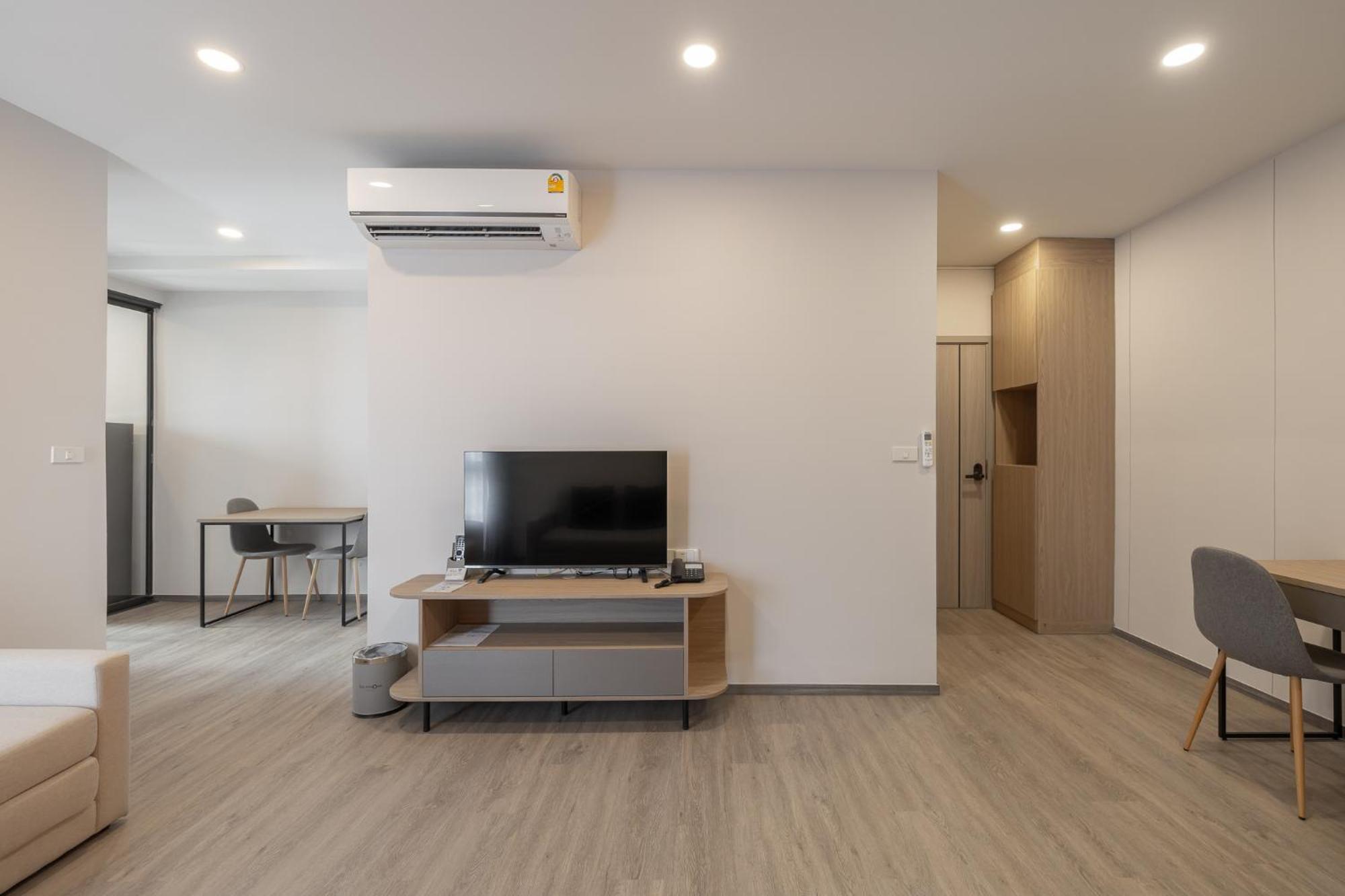 Salaya One Hotel & Service Apartment Εξωτερικό φωτογραφία