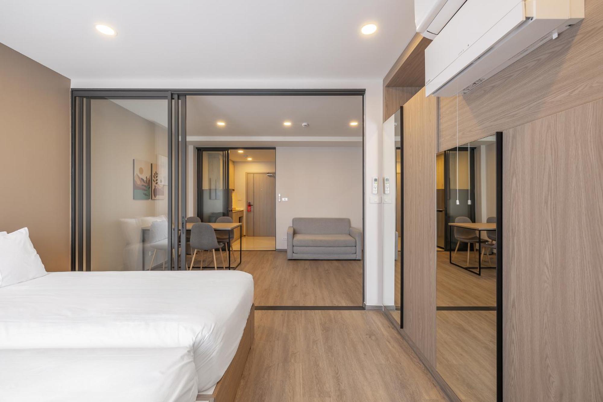 Salaya One Hotel & Service Apartment Εξωτερικό φωτογραφία
